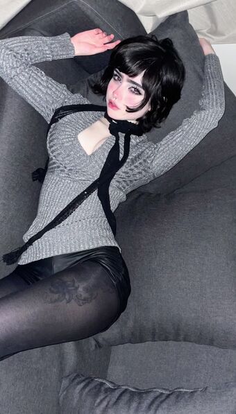 elinoiiddx Nude Leaks OnlyFans Photo 53