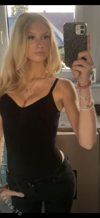 emma_jelschen Nude Leaks OnlyFans Photo 20