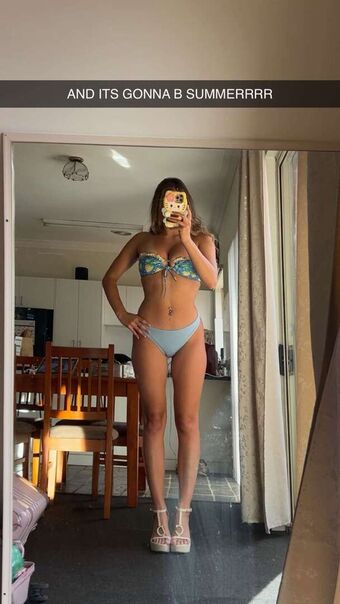 Ester Dobrik Nude Leaks OnlyFans Photo 153