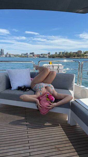 Ester Dobrik Nude Leaks OnlyFans Photo 160