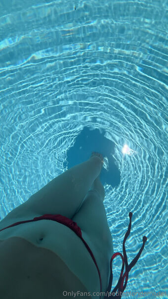 petiteblondemodel Nude Leaks OnlyFans Photo 43