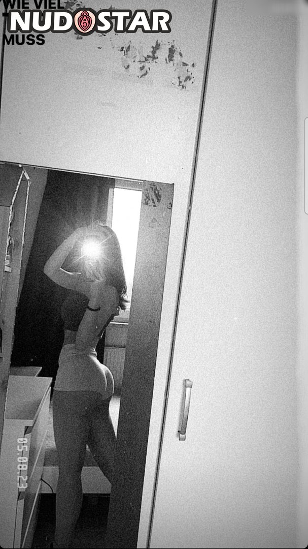 Hannahluisienne Leaked Photo 5