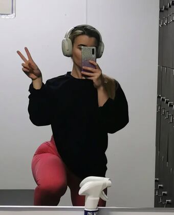 hey_its_kamilla Nude Leaks OnlyFans Photo 21