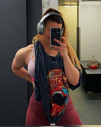 hey_its_kamilla Nude Leaks OnlyFans Photo 18