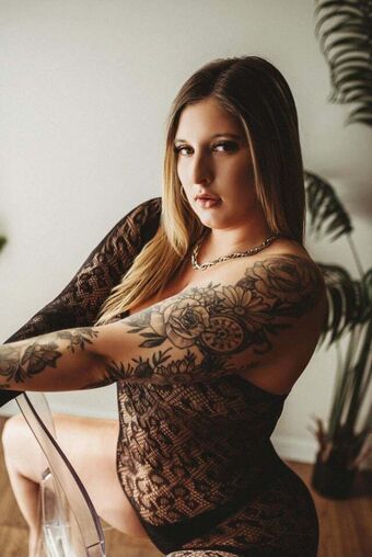 Hotwifelexixxx Hotwifelexxxilove Hotwifelexxxilovevip Hotwife Lexi Love Nude Leaks OnlyFans Photo 2