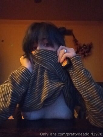 imprettydeadgirl Nude Leaks OnlyFans Photo 1