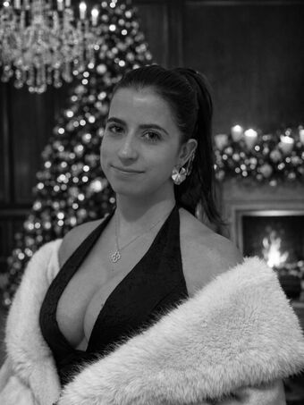 Julieczr83 Nude Leaks OnlyFans Photo 3