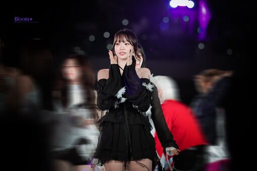 Kim Chaewon Nude Leaks OnlyFans Photo 400