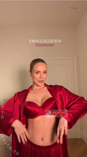 Liz Kaeber Nude Leaks OnlyFans Photo 47