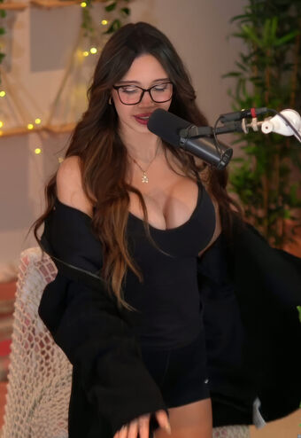 lydiaviolet Nude Leaks OnlyFans Photo 8