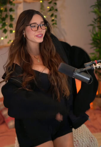 lydiaviolet Nude Leaks OnlyFans Photo 9