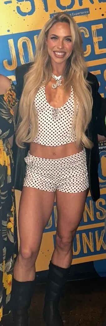 Maxxine Dupri Nude Leaks OnlyFans Photo 247