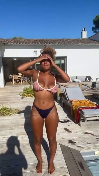 Paola Locatelli Nude Leaks OnlyFans Photo 148