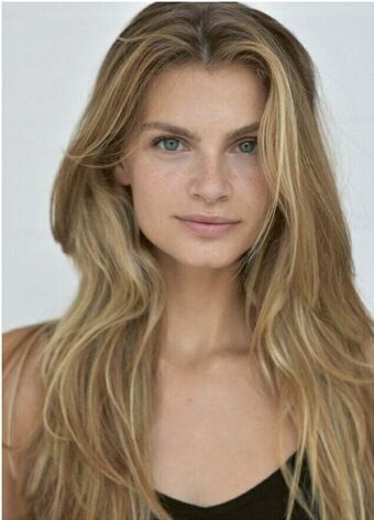 Paulina Paprocka Nude Leaks OnlyFans Photo 2