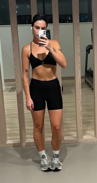 The Beaches Nude Leaks OnlyFans Photo 30