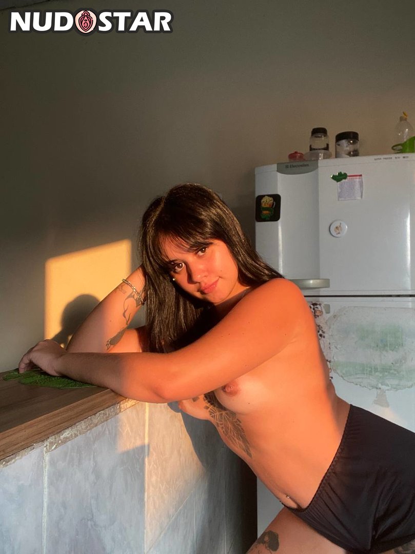 Ultraviolenceml Leaked Photo 17