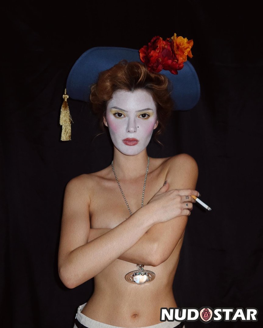 Alissa_Violet Leaked Photo 5