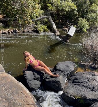 Angelinajoleen_ Nude Leaks OnlyFans Photo 2