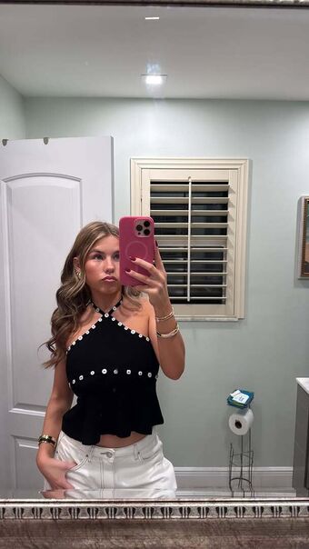 Ariana White Nude Leaks OnlyFans Photo 203