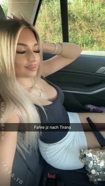 avendaaxs Nude Leaks OnlyFans Photo 29