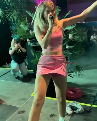 Caro Winter Nude Leaks OnlyFans Photo 5