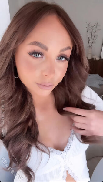 Celine Preuß Nude Leaks OnlyFans Photo 36