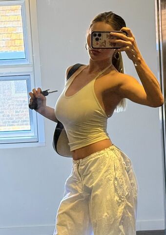 charlotte.peckk Nude Leaks OnlyFans Photo 21