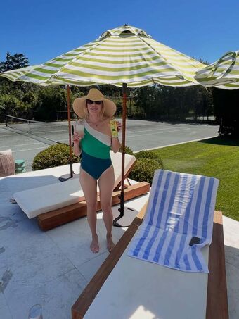 Chelsea Handler Nude Leaks OnlyFans Photo 62