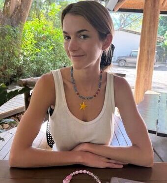 Chloe East / Chloeeast / https: Nude Leaks OnlyFans  – Leaked Models