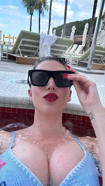 Megan Louise Nude Leaks OnlyFans Photo 36