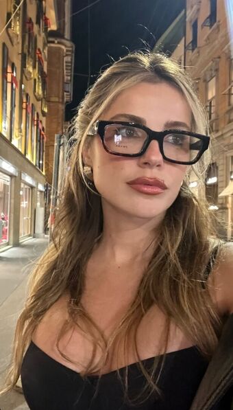 Ezgi Eyuboglu Nude Leaks OnlyFans Photo 38