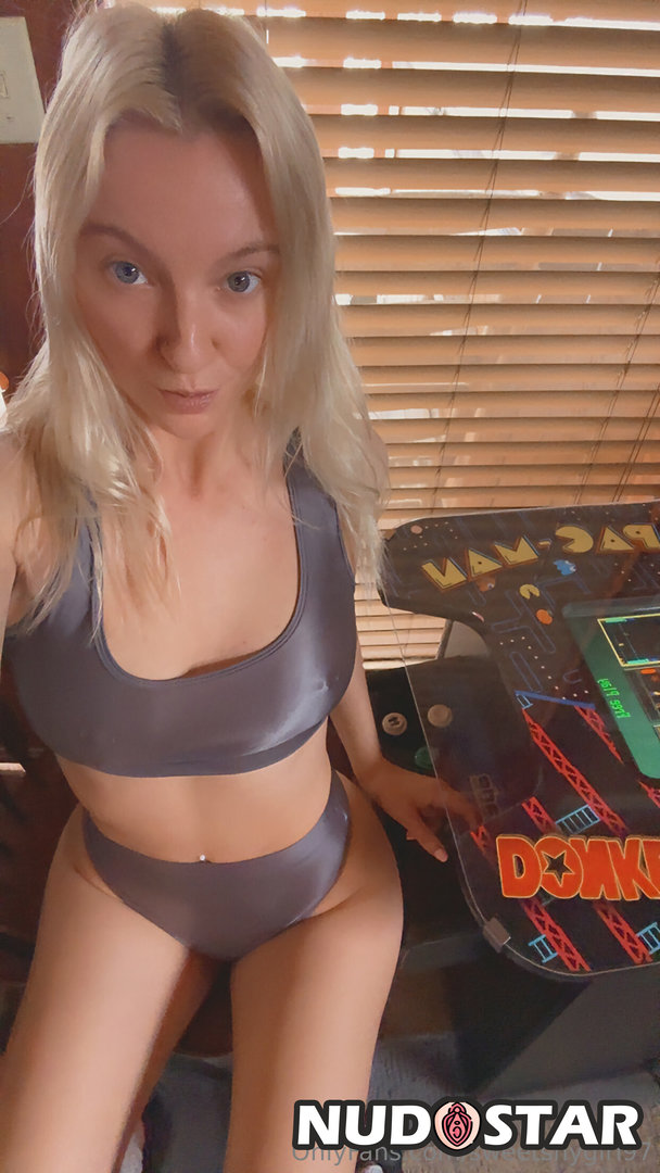 Sweetshygirl97 Leaked Photo 9