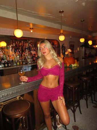 Grace Quigley Nude Leaks OnlyFans Photo 25