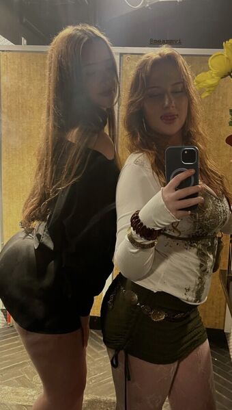 Isabelle / 3sa.1e / mizzyalwaysonline / mizzybackonline Nude Leaks OnlyFans Photo 9