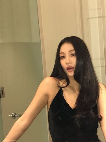 Jihyo Nude Leaks OnlyFans Photo 355