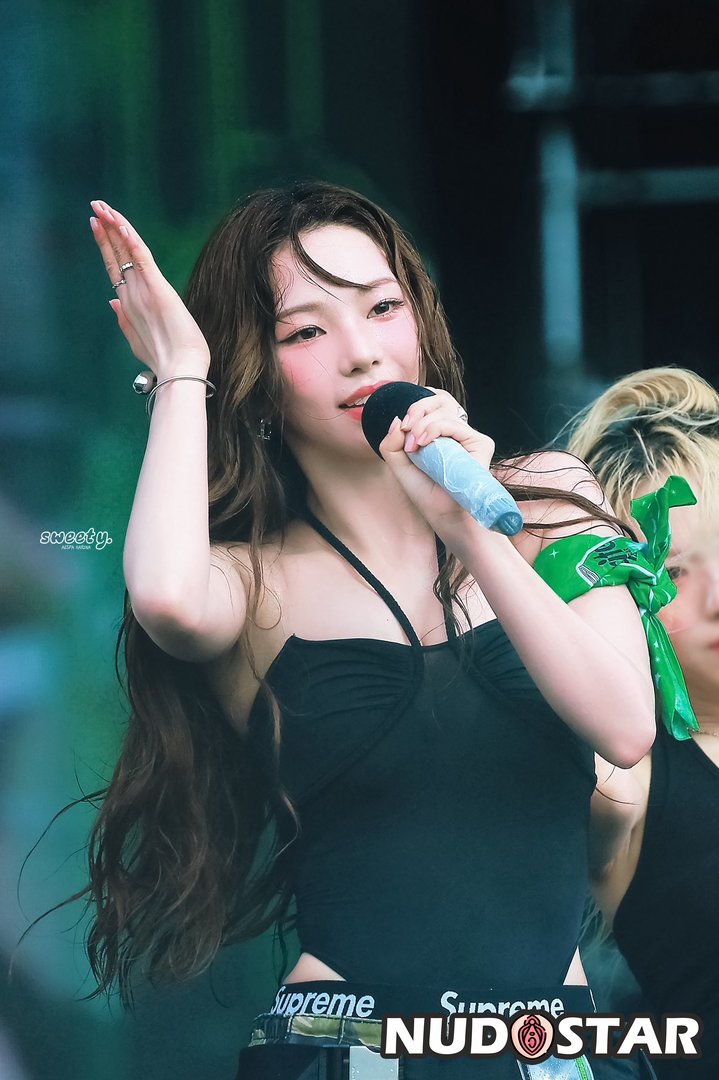 Katarinabluu Leaked Photo 7