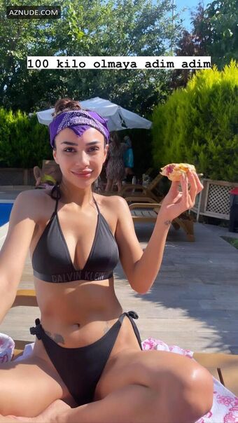 kübraçamlıbel Nude Leaks OnlyFans Photo 2