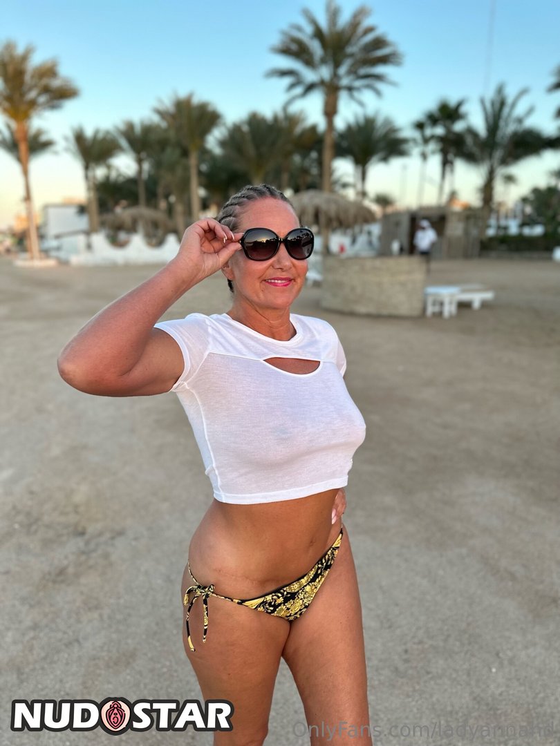 Ladyannahd Leaked Photo 12