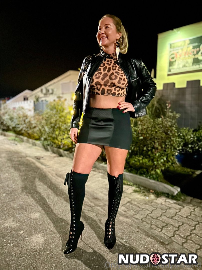 Ladyannahd Leaked Photo 13