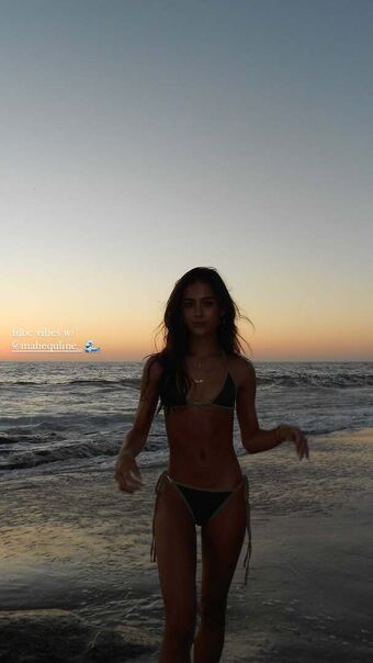 Lauren Avelina Nude Leaks OnlyFans Photo 23