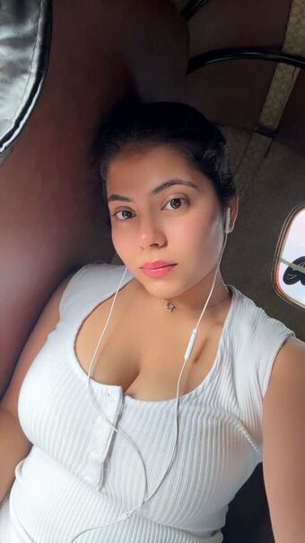 Lavanya Pandiya Nude Leaks OnlyFans Photo 67