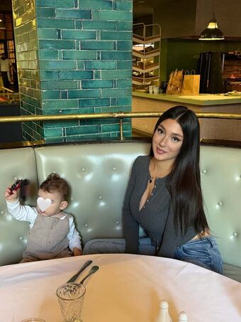 Liza Koni Nude Leaks OnlyFans Photo 17