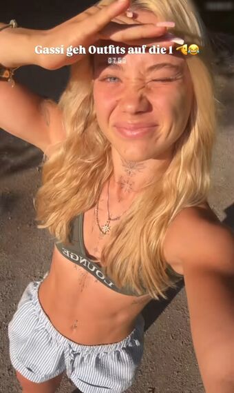 Lucy Fischer Nude Leaks OnlyFans Photo 3