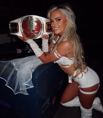 Mariah May Nude Leaks OnlyFans Photo 394