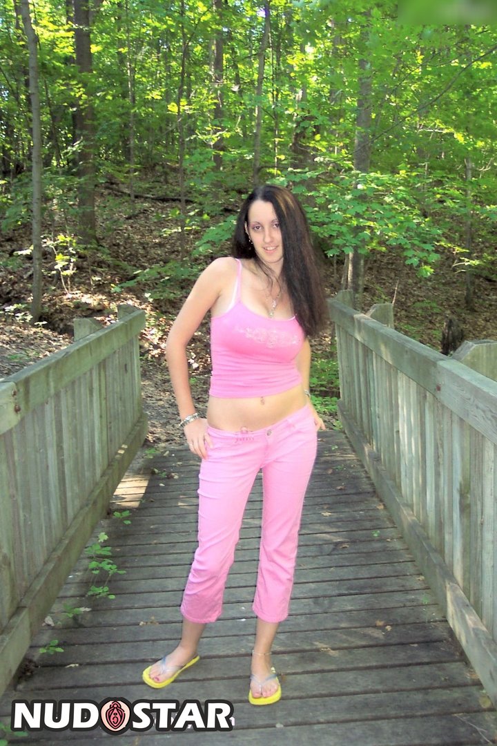 One_Click_Vicky Leaked Photo 16