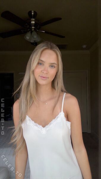 Paige Mackenzie Nude Leaks OnlyFans Photo 24