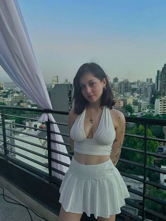 Saraghvnem Nude Leaks OnlyFans Photo 4