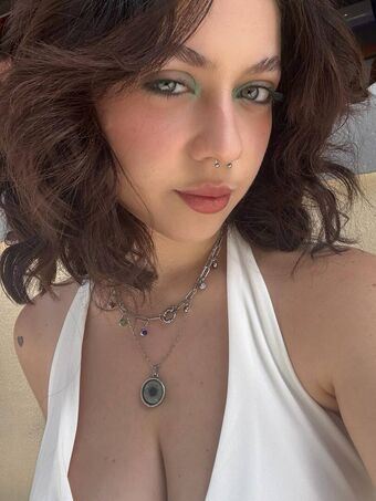 Saraghvnem Nude Leaks OnlyFans Photo 6