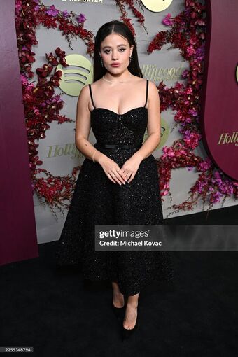 Sarah Jeffery Nude Leaks OnlyFans Photo 104