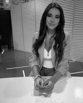 Sarah Perez Santaolalla Nude Leaks OnlyFans Photo 18